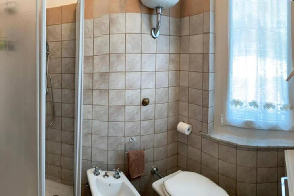 Casa Flea - Holiday Apartment With 2 Bedrooms Gualdo Tadino Extérieur photo