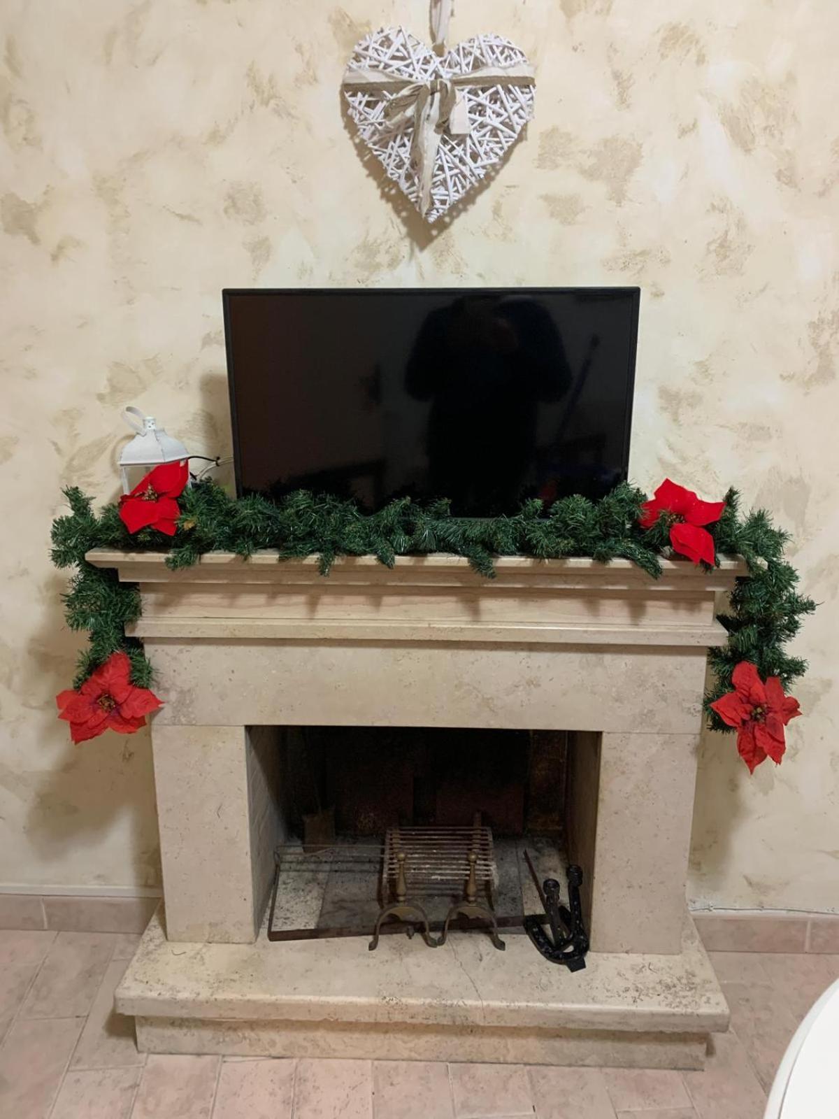 Casa Flea - Holiday Apartment With 2 Bedrooms Gualdo Tadino Extérieur photo